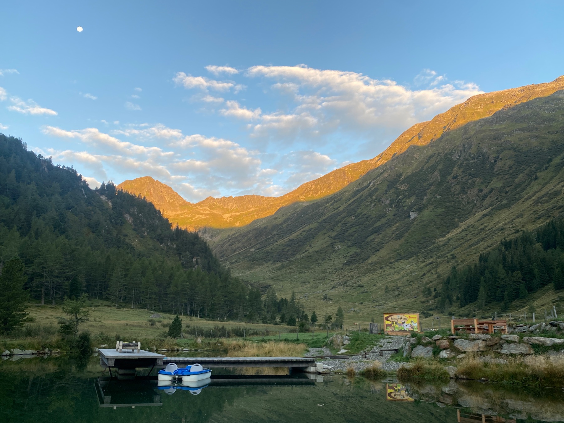 Tagesfoto der Hölzler Hütte